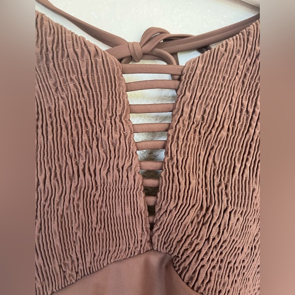 Tori Praver - Brown - One Piece Bathing Suit! Super Cute! - Picture 5 of 7